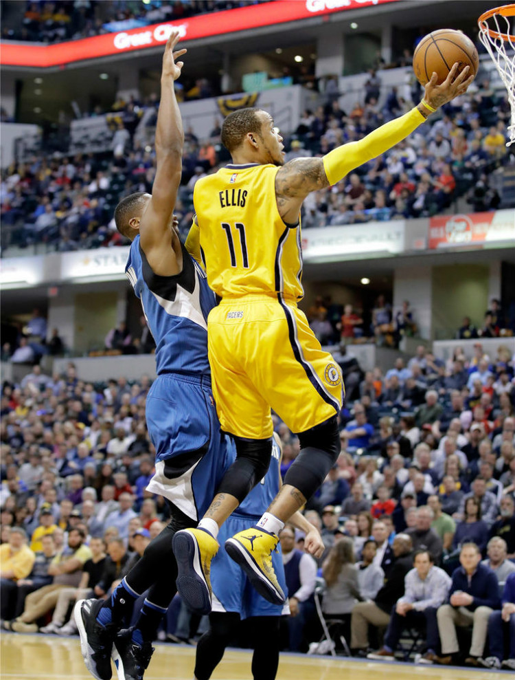 明对比的是 明对比的是