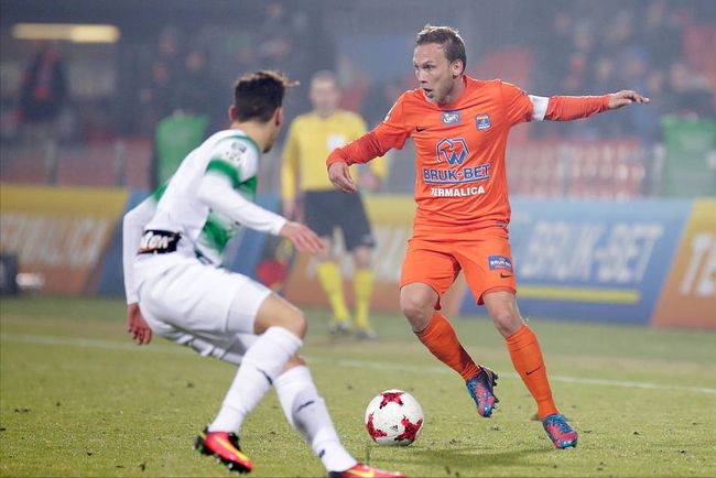 采访中表示 采访中表示