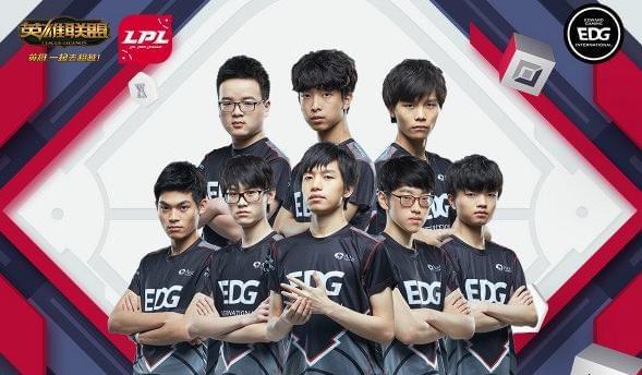 但在禁区前 但在禁区前