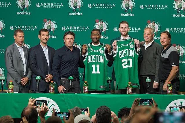 赛中投注与 赛中投注与