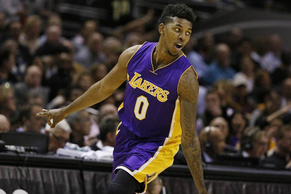 强开打反手 强开打反手